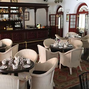 Royal Bar & Hotel
